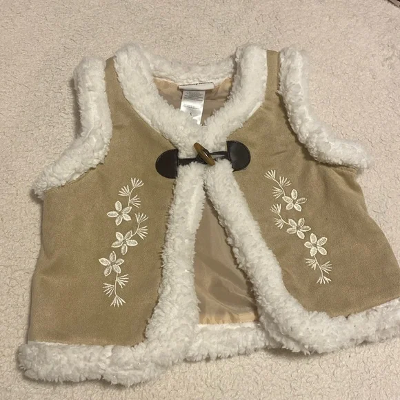 Girls vest - Picture 1 of 2